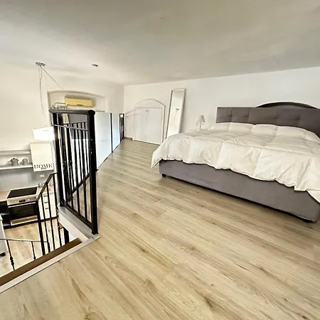 アパート In Ciclabile サンレモ